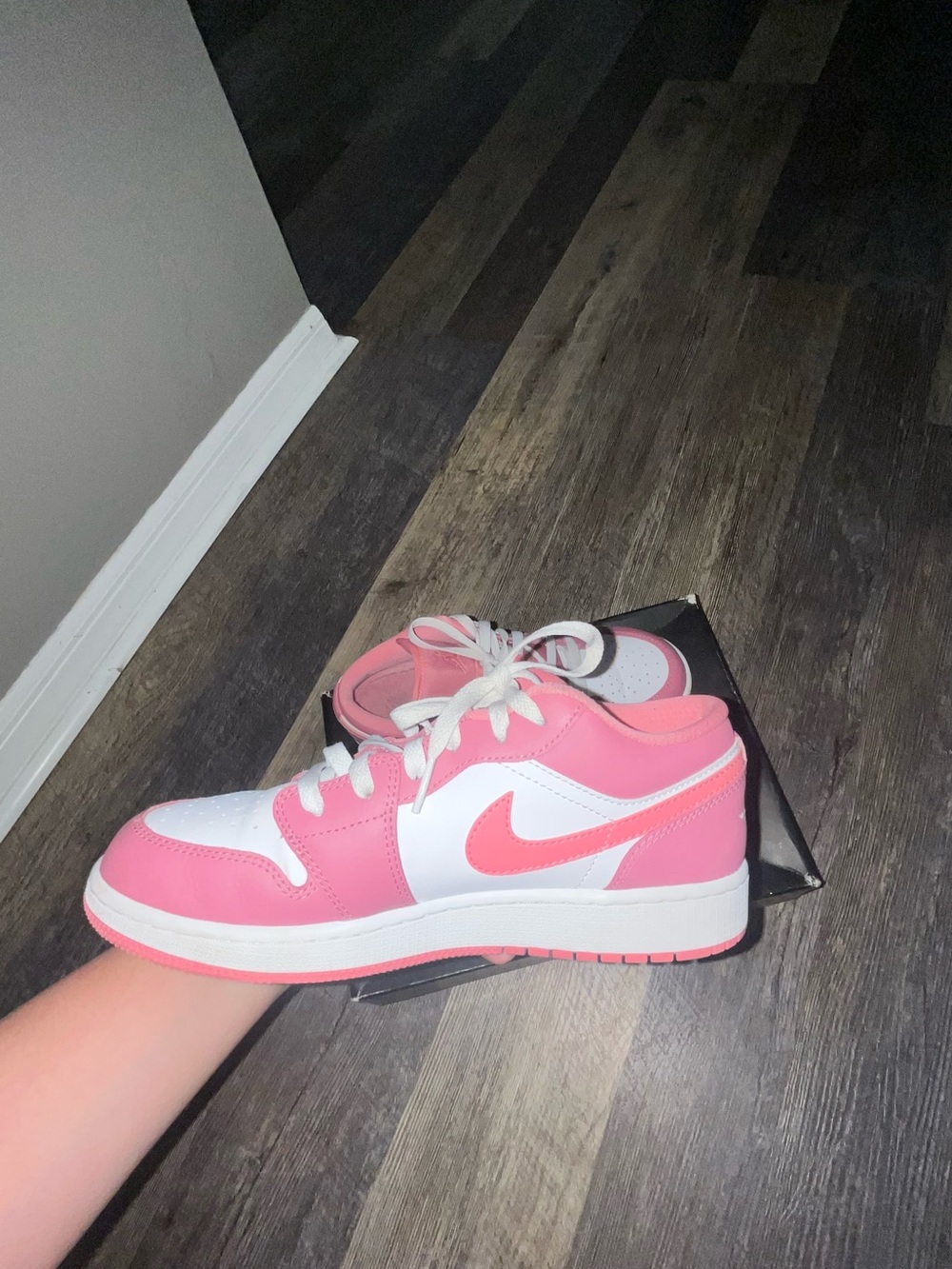 Nike Women’s Pink and White Low-Top Sneakers with Swoosh